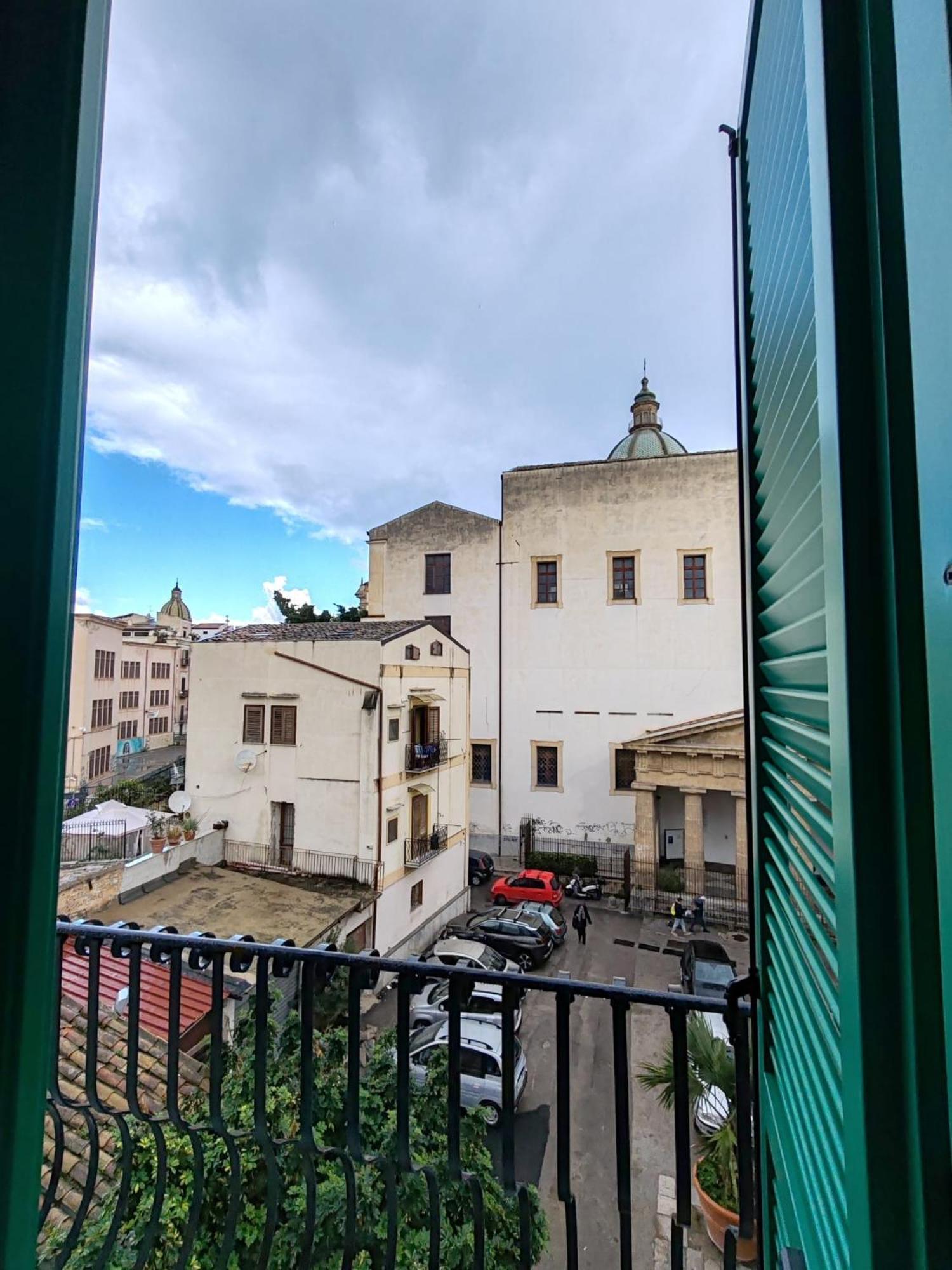 Lily Apartments Palermo Exterior foto